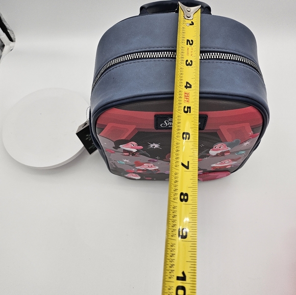 Disney Snow White And Seven Dwarves Mini Backpack LED Lights Diamond Mine Biowld - Picture 11 of 12